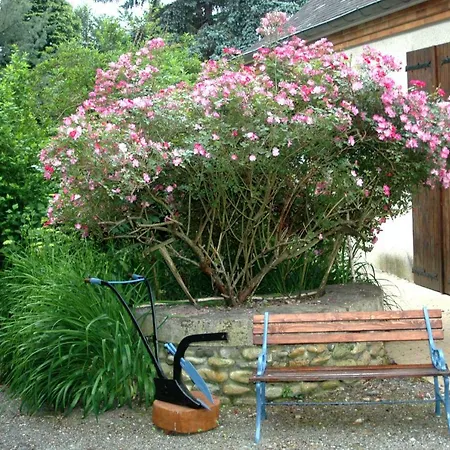 La Demeure Aux Pins 2*