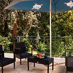 Bed & Breakfast La Demeure Aux Pins