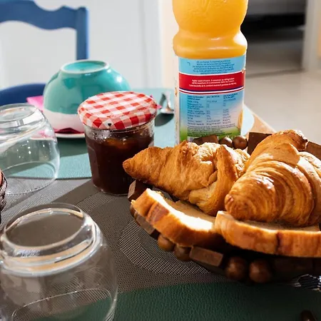 La Demeure Aux Pins ベッド・アンド・ブレックファスト