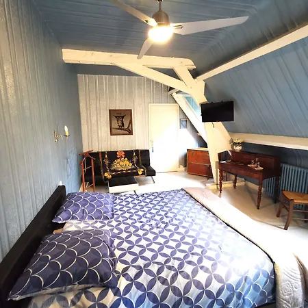 La Demeure Aux Pins 3*