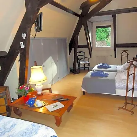 La Demeure Aux Pins Bed and breakfast Lourdes