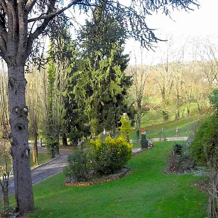 La Demeure Aux Pins