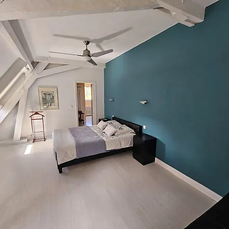 La Demeure Aux Pins Bed and breakfast 3*