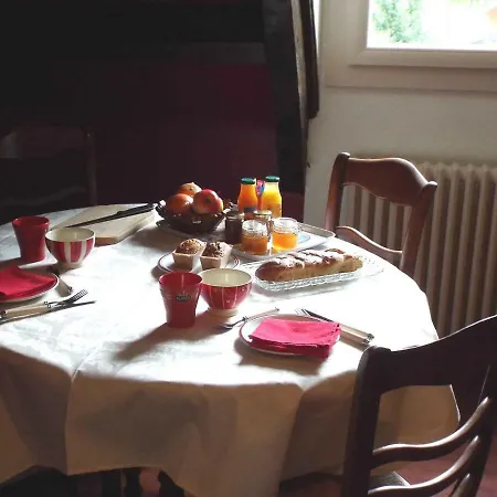 La Demeure Aux Pins Готель типу 