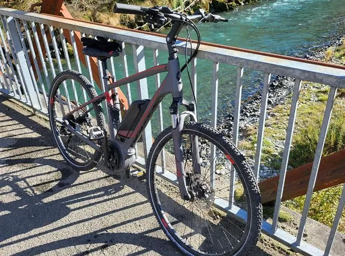 La Demeure Aux Pins 3*