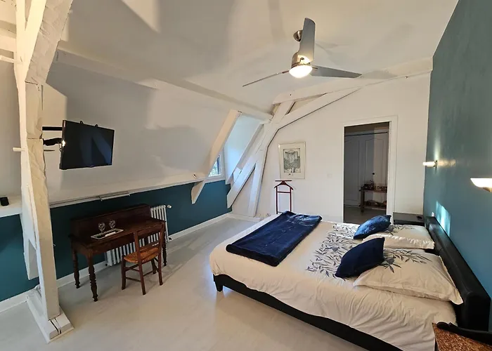 La Demeure Aux Pins Lourdes