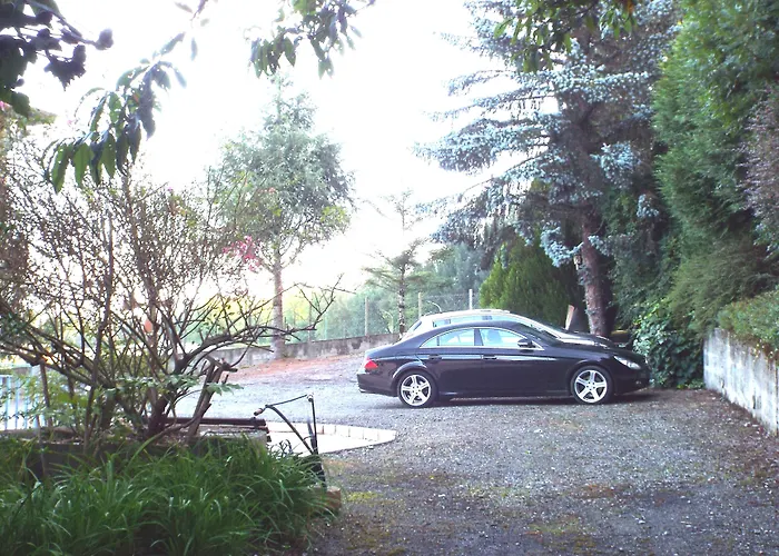 La Demeure Aux Pins ルルド