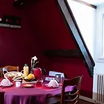 Alojamento de Acomodação e Pequeno-almoço La Demeure Aux Pins 3*
