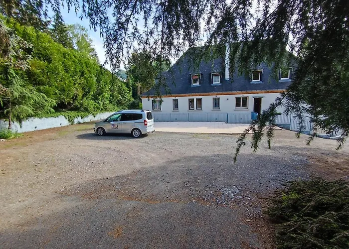 La Demeure Aux Pins Lourdes